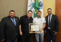 Centro de Atenção Integral ao Adolescente recebe Moção de aplauso da Câmara Municipal