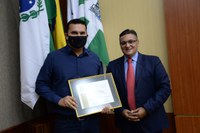 Colégio Monsenhor Guilherme recebe reconhecimento do Legislativo