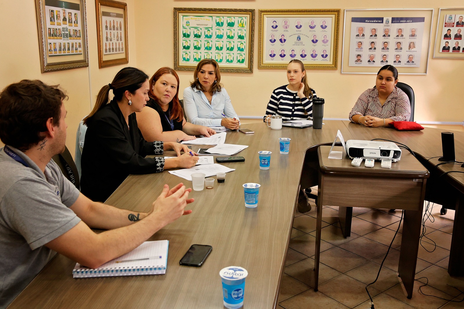 Comissão de Educação debate condições de trabalho de motoristas escolares da rede pública