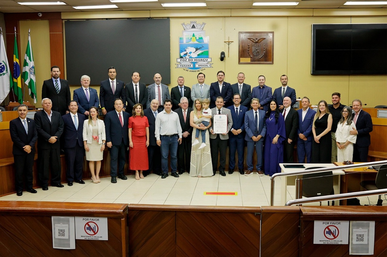Desembargador Xisto Pereira é o mais novo cidadão honorário de Foz do Iguaçu