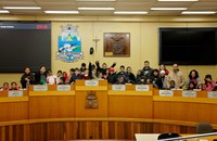 Estudantes da Escola Municipal João Adão da Silva visitam a Câmara Municipal