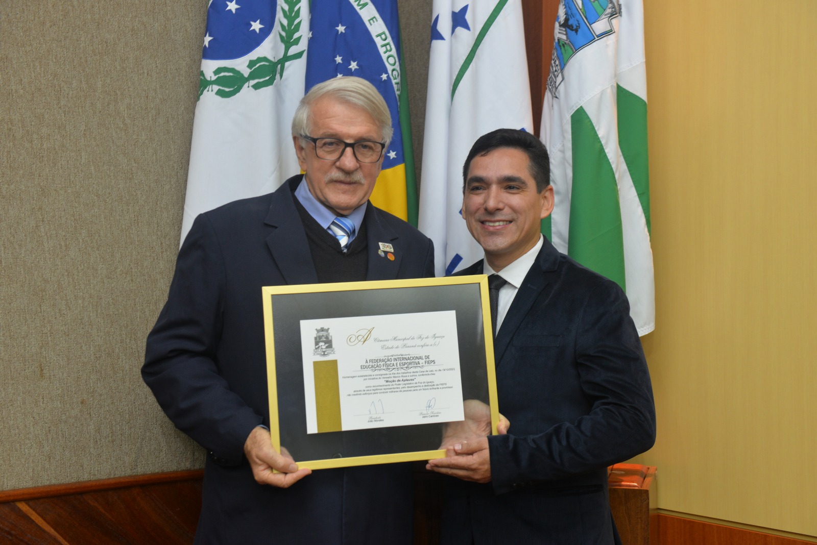 Federação Internacional de Educação Física é homenageada em Foz do Iguaçu 