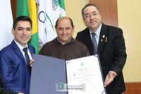 Frei Silvio Ferreira recebeu Título de Cidadão Honorário de Foz do Iguaçu
