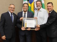 Fundador da rede Mabu recebe moção de aplauso (In memorian) da Câmara de Foz