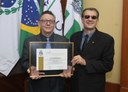 Grupo de Comunicação 100 Fronteiras é homenageado na Câmara de Foz do Iguaçu Grupo de Comunicação 100 Fronteiras é homenageado na Câmara de Foz do Iguaçu