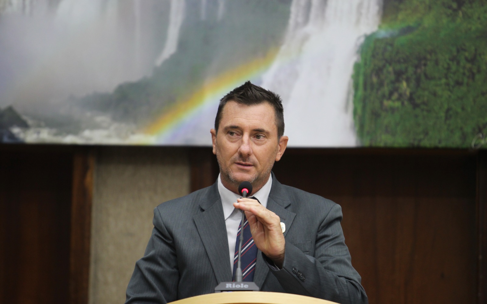 Indicação sugere tratamento psicológico às vítimas de violência urbana no município