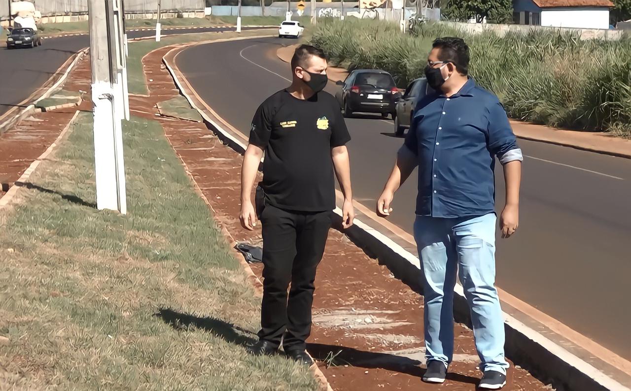 João Morales e Cabo Cassol solicita informações sobre as obras de ciclovia da Av. Andradina