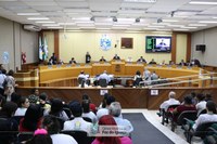 Legislativo aprova projeto de R$ 42 milhões para programa de mobilidade urbana, pavimentação e reforma de TTUs