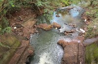 Legislativo cobra ações contínuas para limpeza dos rios urbanos de Foz