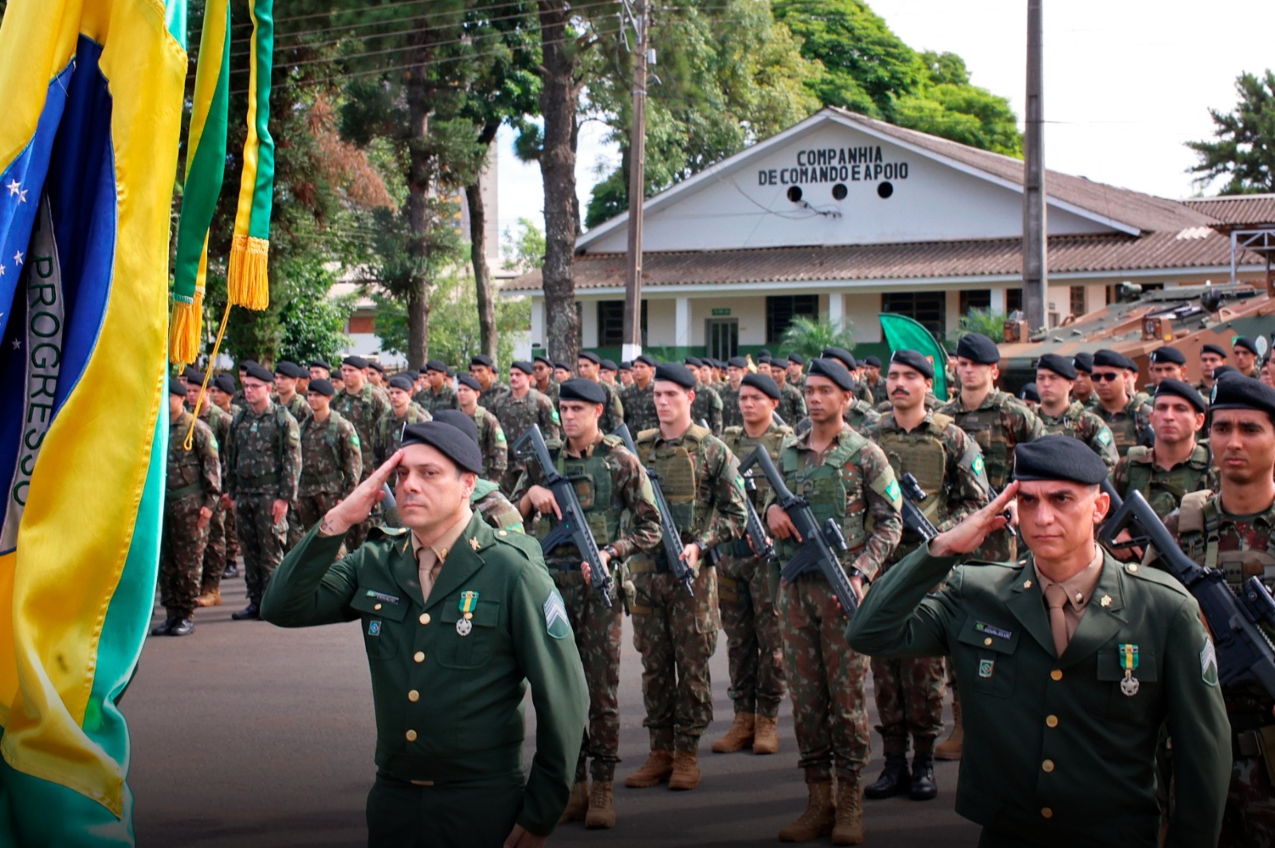 Legislativo marca presença em cerimônia em celebração ao Dia do Exército 