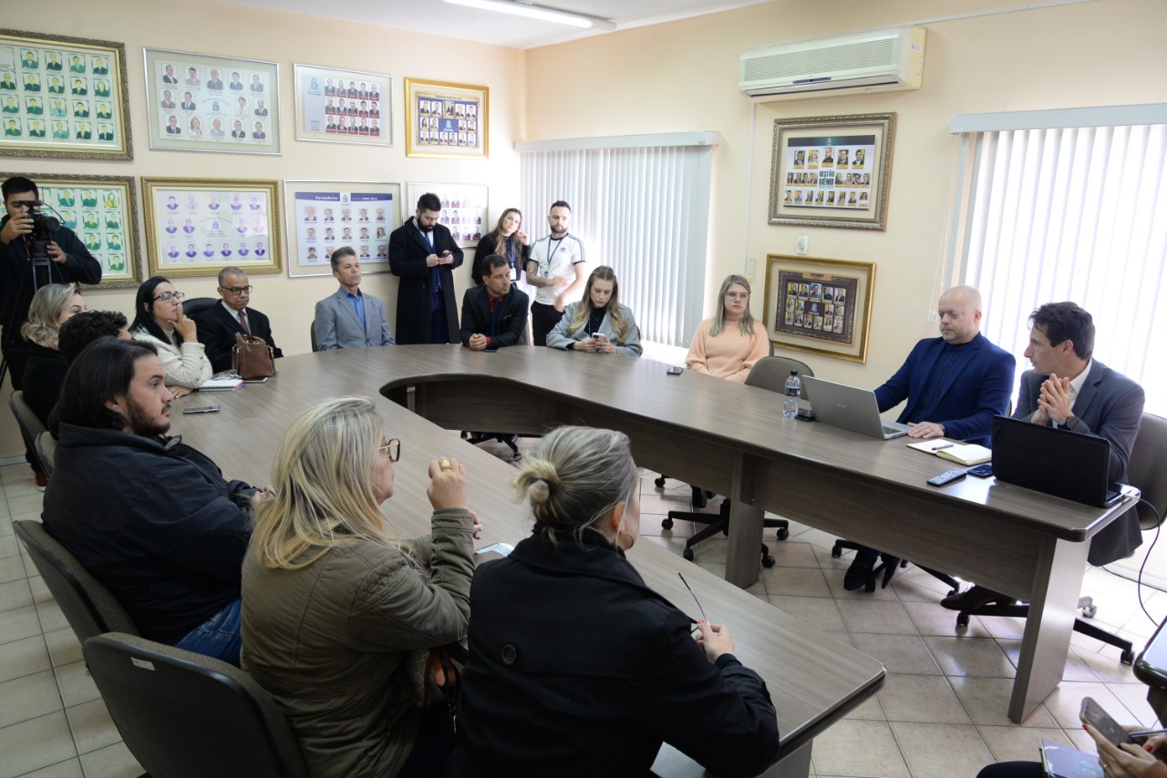 Legislativo realiza reunião para estudar a implantação da Telemedicina em Foz