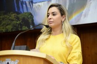 Mudança proposta pela vereadora Protetora Carol vai beneficiar taxistas de Foz