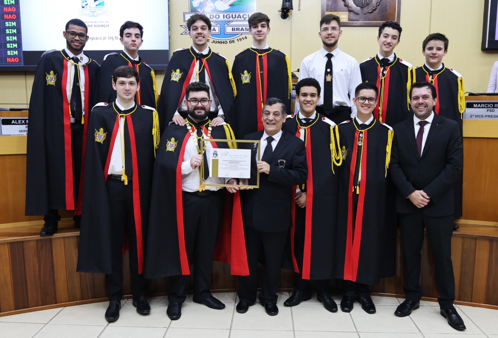 Ordem DeMolay de Foz do Iguaçu recebe Moção de Aplauso da Câmara