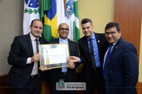 Padre Vincent é homenageado na Câmara de Foz