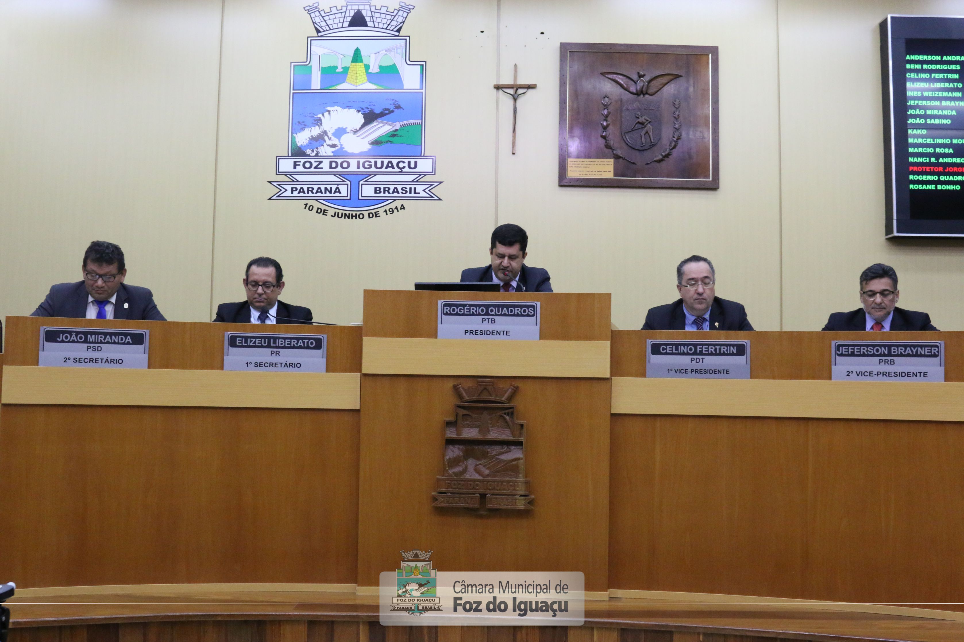  Presidência declara extinto mandato de vereador   