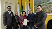 Presidente do Legislativo recebe representantes da Sociedade Brasileira de Primatologia
