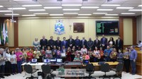 Projeto Família Acolhedora recebe Moção de Aplauso no Legislativo