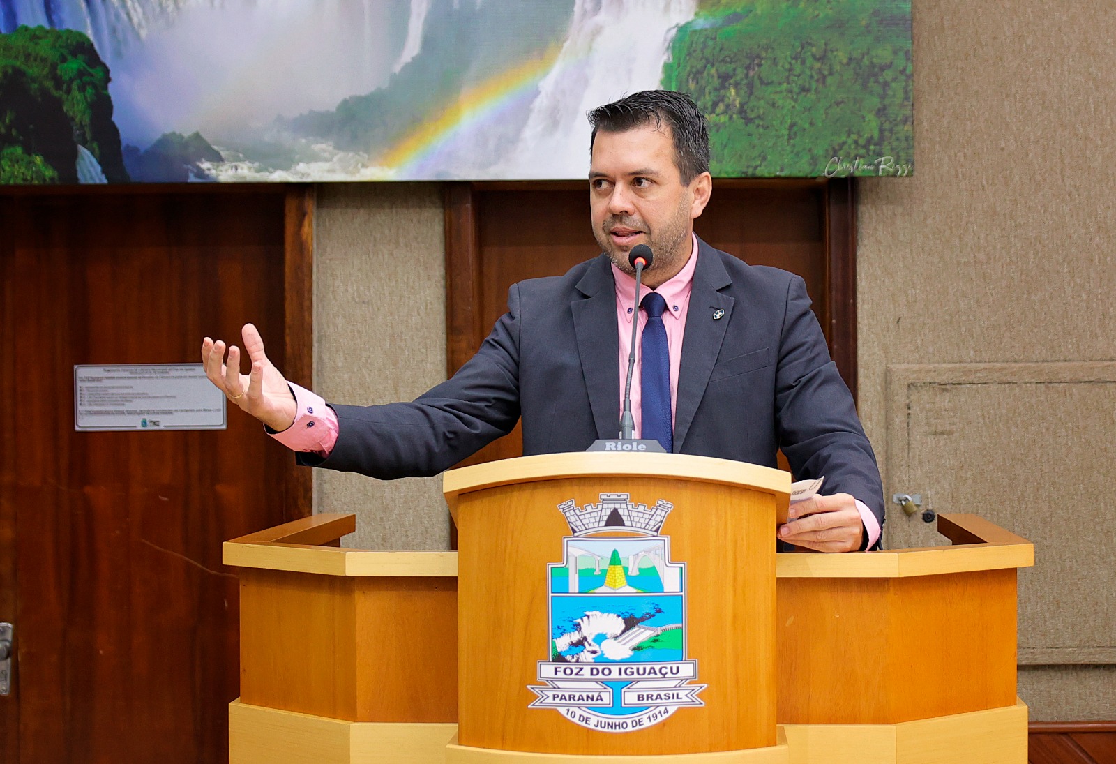 Projeto incentiva debate sobre carga tributária 