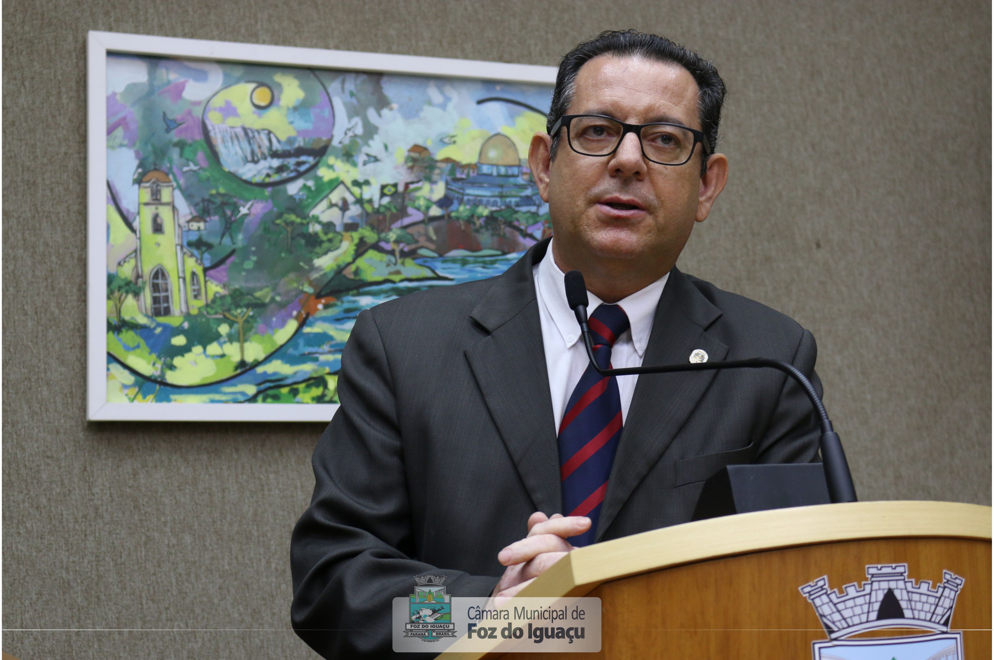 Requerimento pede que FOZTRANS destine 5% das arrecadações para campanhas de educação no trânsito