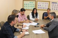 Reunião discute projeto sobre economia solidária, em trâmite na Câmara de Foz