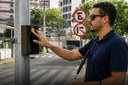 Semáforos com sinal sonoro entram na pauta da acessibilidade na Câmara de Foz