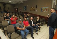 Sindicato da Saúde pede apoio dos vereadores para implantação do piso da enfermagem