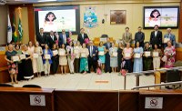 Solenidade da Câmara de Foz congratula 15 mulheres com Prêmio Mulher Destaque