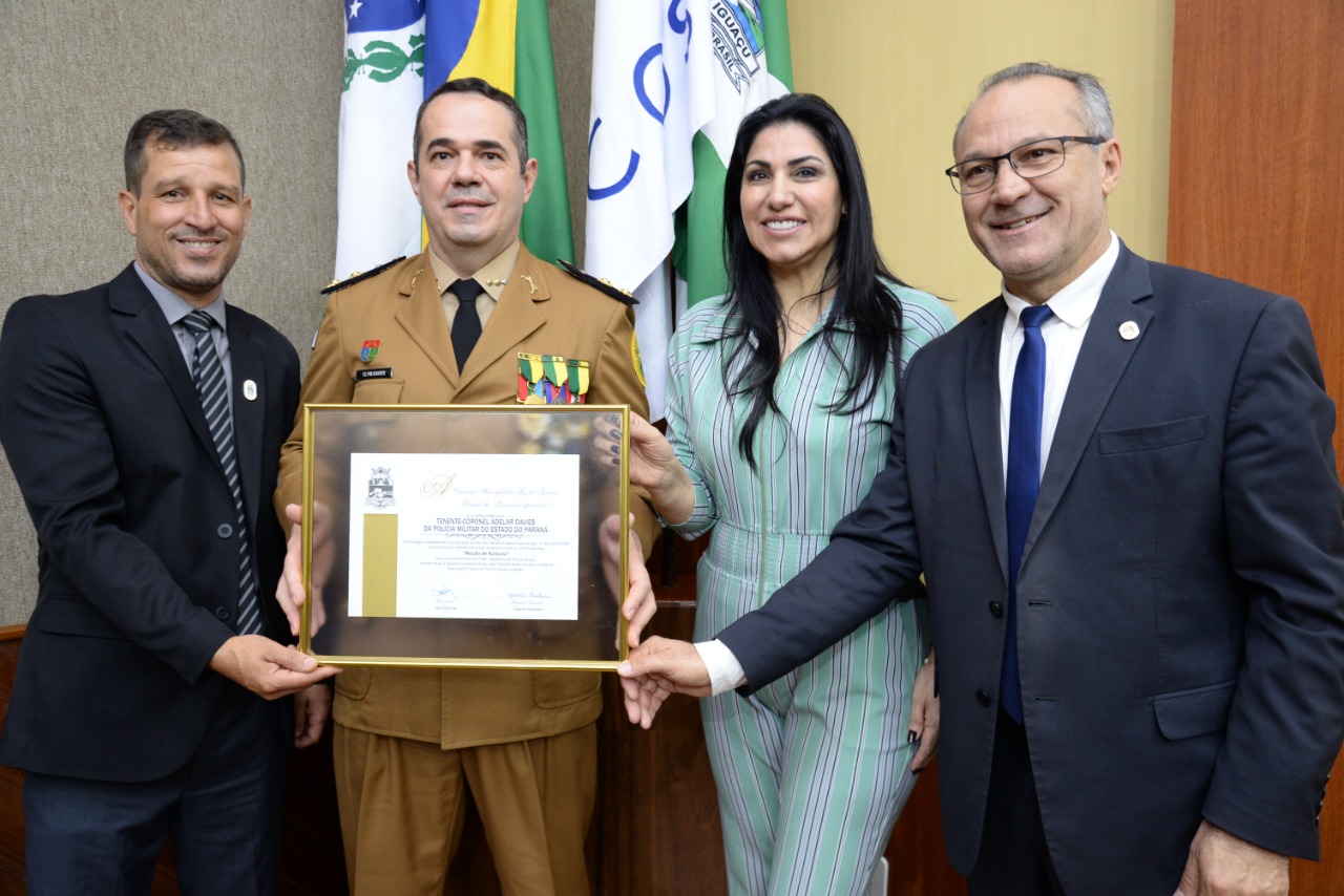 Tenente-coronel Davies, da PM, recebe homenagem da Câmara Municipal