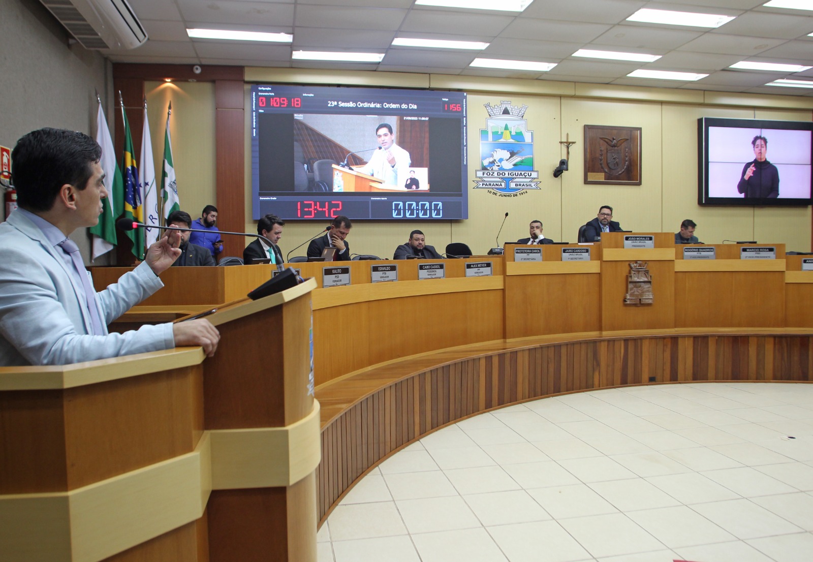 Vereadores contestam novo repasse milionário para o transporte e convocam audiência pública