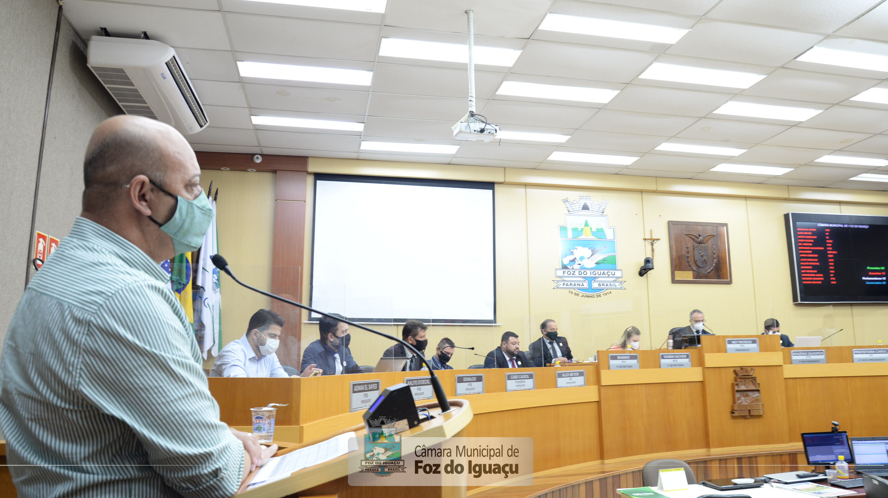 Vereadores e secretário de Assistência Social discutem políticas sociais em Foz