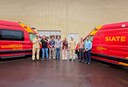 Vereadores entregam duas ambulâncias do Siate para o Corpo de Bombeiros de Foz Vereadores entregam duas ambulâncias do Siate para o Corpo de Bombeiros de Foz