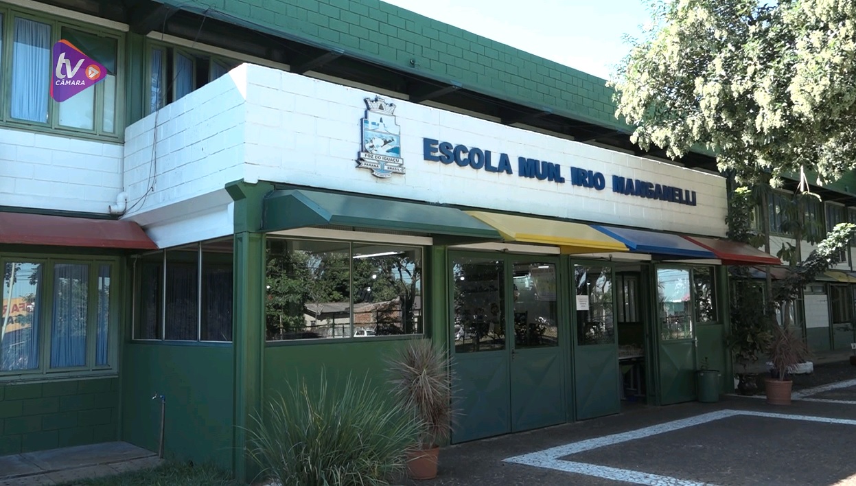 Vereadores indicam tecnologia de reconhecimento facial nas escolas de Foz