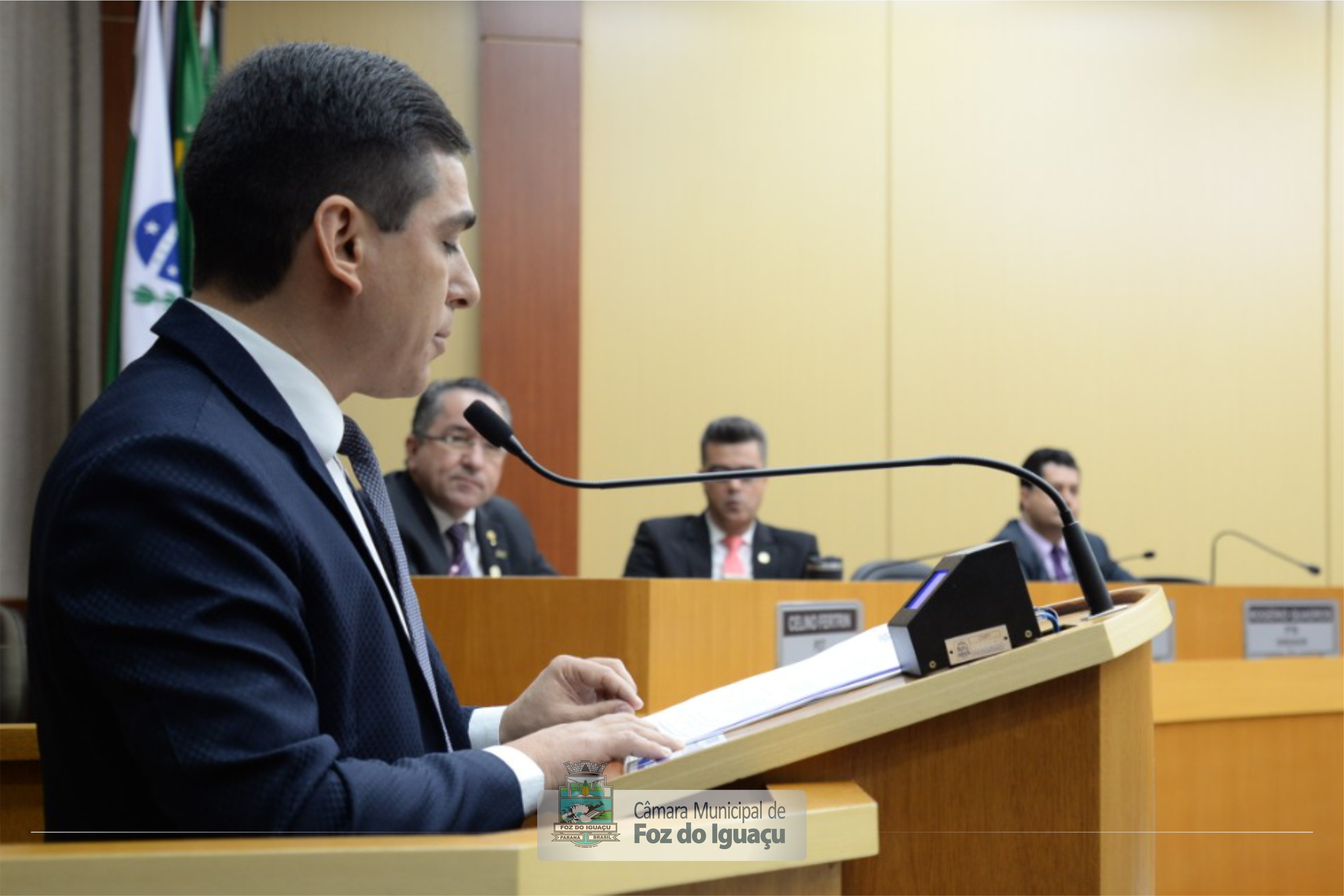 Vereadores pedem explicações oficiais do Estado sobre intenção de fechar o Colégio Carimã