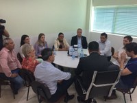 Vereadores visitam Hospital Municipal de Foz e debatem melhorias